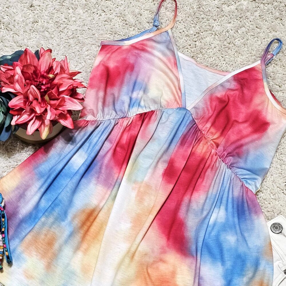 Bellelily Cami Top. Watercolor Tie Dye. Pink Blue Yellow White. Size Small. NWT. - Picture 3 of 13